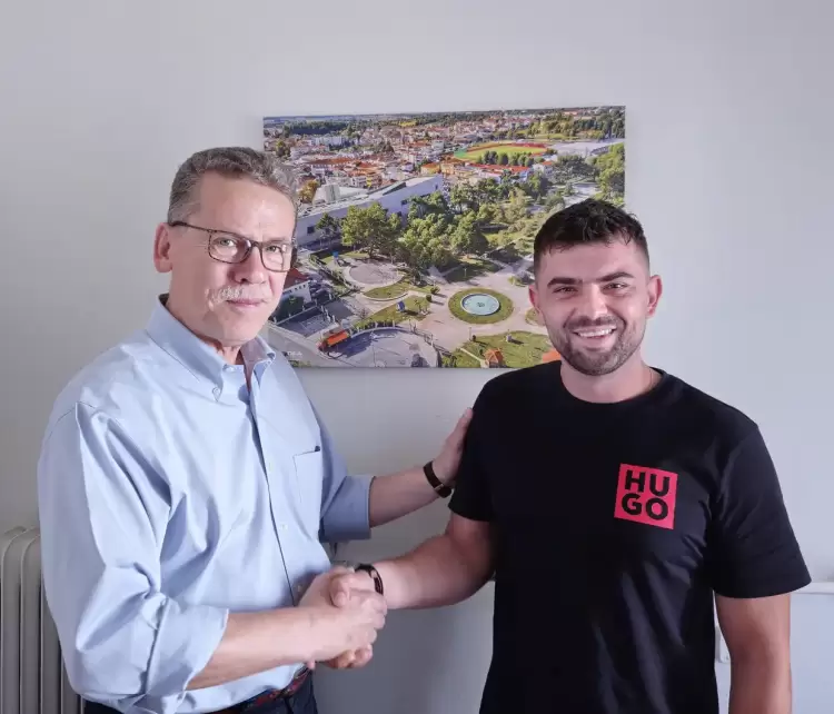 Ένα ακόμη νέο μέλος έρχεται να προστεθεί στην ομάδα της Ενότητας! Ένα ακόμη νέο μέλος έρχεται να προστεθεί στην ομάδα της Ενότητας!