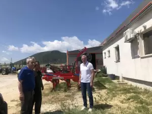 Επίσκεψη των Αντιπεριφερειαρχών Bαβλιάρα, Δαδαμόγια, Μακρυγιάννη, σε επιχειρήσεις του Δήμου Σερβίων