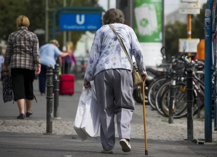 Γερμανία: Eκατομμύρια Ανήλικοι Στο Όριο Της Φτώχειας Στην Ατμομηχανή Της Ευρώπης