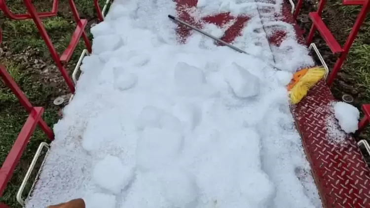 Ισχυρή καταιγίδα με χαλάζι έπληξε περιοχές των Κομνηνών