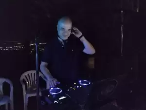 Μουσικά ακούσματα από τους απίθανους Κασμιρτζίδης