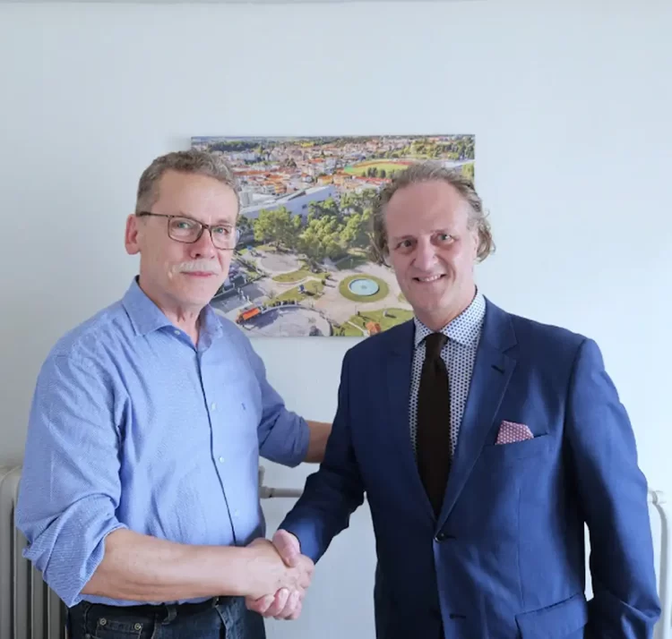 Ο Θανάσης Χατζής με τον Λάζαρο Μαλούτα