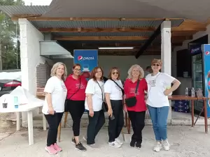 Τρικούβερτο γλέντι  από τα Παρταλόπλα»