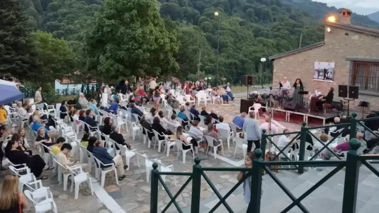 Γεμάτη συμβολισμούς η εκδήλωση για τα 34α Πρέσπεια που έγινε στη Δροσοπηγή Φλώρινας