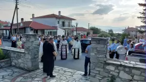 Αφίχθη στο Βελβεντό, της Ιεράς Μητροπόλεως Σερβίων και Κοζάνης, τεμάχιο ιερού λειψάνου του Αγίου Διονυσίου εν Ολύμπω.