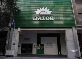 Μήνυμα αυτονομίας από το ΠΑΣΟΚ ενόψει αυτοδιοικητικών εκλογών