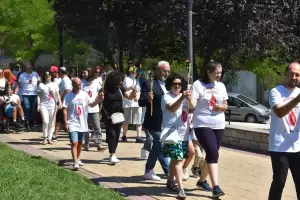 Από τη Φλώρινα πέρασε η 21η Πανελλήνια Λαμπαδηδρομία Εθελοντών Αιμοδοτών Από τη Φλώρινα πέρασε η 21η Πανελλήνια Λαμπαδηδρομία Εθελοντών Αιμοδοτών