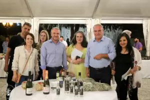 Ο Χάρης Κουζιάκης σε Λευκόβρυση, Αιανή και Ποντοκώμη