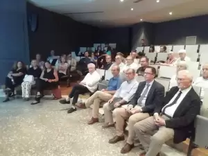 Χαρτογραφώντας τη χαρτογραφία στην Κοζάνη Χαρτογραφώντας τη χαρτογραφία στην Κοζάνη