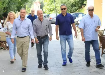 Δημοτική Κίνηση Κοζάνης: Επίσκεψη στη λαϊκή αγορά της Κοζάνης στην οδό Αριστοτέλους