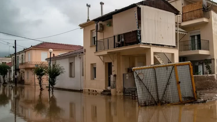 Κακοκαιρία Elias: Δραματική Η Κατάσταση Σε Εύβοια Και Βόλο Από Τις Πλημμύρες