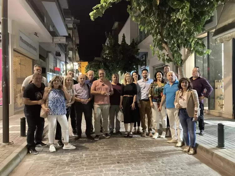 Λευκό φως στην Κοζάνη….Συναυλία, κεράσματα χαμόγελα…