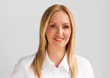 Η Λίλα, μια σύγχρονη γυναίκα η οποία ανταπεξέρχεται σε πολλαπλούς ρόλους καθημερινά