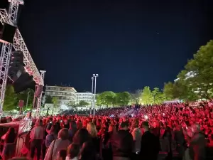 Με την Μελίνα Κανά έπεσε η αυλαία για το “Πολιτιστικό Καλοκαίρι” του Δήμου Φλώρινας