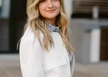 Οι γυναίκες μπροστά….Η Δήμητρα πρωτοπορεί! Οι γυναίκες μπροστά….Η Δήμητρα πρωτοπορεί!