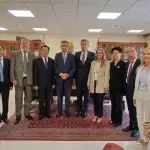 Ο Περιφερειάρχης Δυτικής Μακεδονίας Γιώργος Κασαπίδης, με τον Πρέσβη της Λαϊκής Δημοκρατίας της Κίνας, Xiao Junzheng