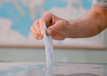 Αυτοδιοικητικές Εκλογές: Άνοιξαν Στις 7 Οι Κάλπες – Πώς Και Πού Ψηφίζουμε