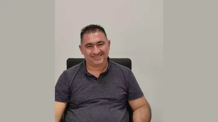 Γιατί να φημίζουμε Γιάννη Μπαλαμπανίδη