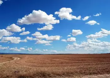 Ο Καιρός στην Κοζάνη και την δυτική Μακεδονία σήμερα, Τρίτη 24/10: Αραιές νεφώσεις παροδικά πυκνότερες