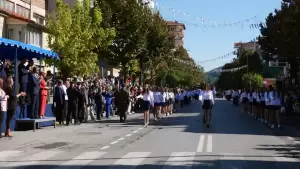 Με ιδιαίτερη λαμπρότητα ο εορτασμός των 111ων Ελευθερίων των Γρεβενών Με ιδιαίτερη λαμπρότητα ο εορτασμός των 111ων Ελευθερίων των Γρεβενών