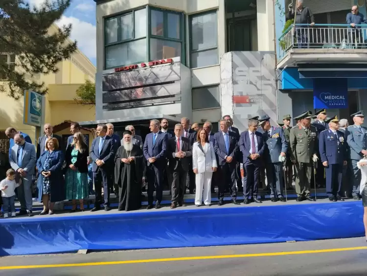 Πάντα ελεύθεροι… Τα 111α Ελευθέριά της από τον τουρκικό ζυγό γιόρτασε η πόλη της Κοζάνης