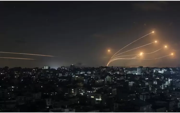 Πόλεμος στη Μέση Ανατολή: Από ώρα σε ώρα μπαίνει το Ισραήλ στη Γάζα – Τρόμος για γενική ανάφλεξη Πόλεμος στη Μέση Ανατολή: Από ώρα σε ώρα μπαίνει το Ισραήλ στη Γάζα – Τρόμος για γενική ανάφλεξη