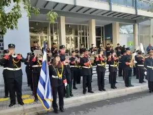 Τιμή και καμάρι στην παρέλαση της Κοζάνης Τιμή και καμάρι στην παρέλαση της Κοζάνης
