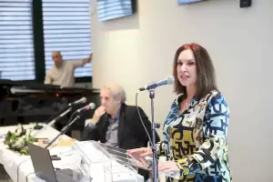 7ο Συμπόσιο Λογοτεχνίας, στην Κοζάνη- Τιμώμενος συγγραφέας, ο Χρήστος Χωμενίδης 7ο Συμπόσιο Λογοτεχνίας, στην Κοζάνη Τιμώμενος συγγραφέας, ο Χρήστος Χωμενίδης