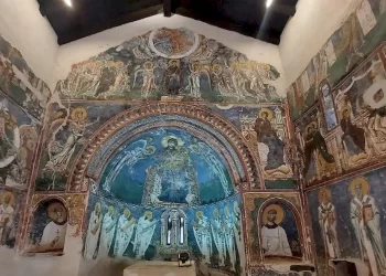 O Βυζαντινός Ναός Του Αγίου Γεωργίου Στο Κουρμπίνοβο