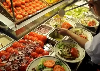 Η αντικατάσταση ζωικών τροφίμων με φυτικά σχετίζεται με μειωμένο κίνδυνο θνησιμότητας