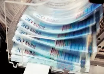 Εφορία: «Έφοδος» στους τραπεζικούς λογαριασμούς