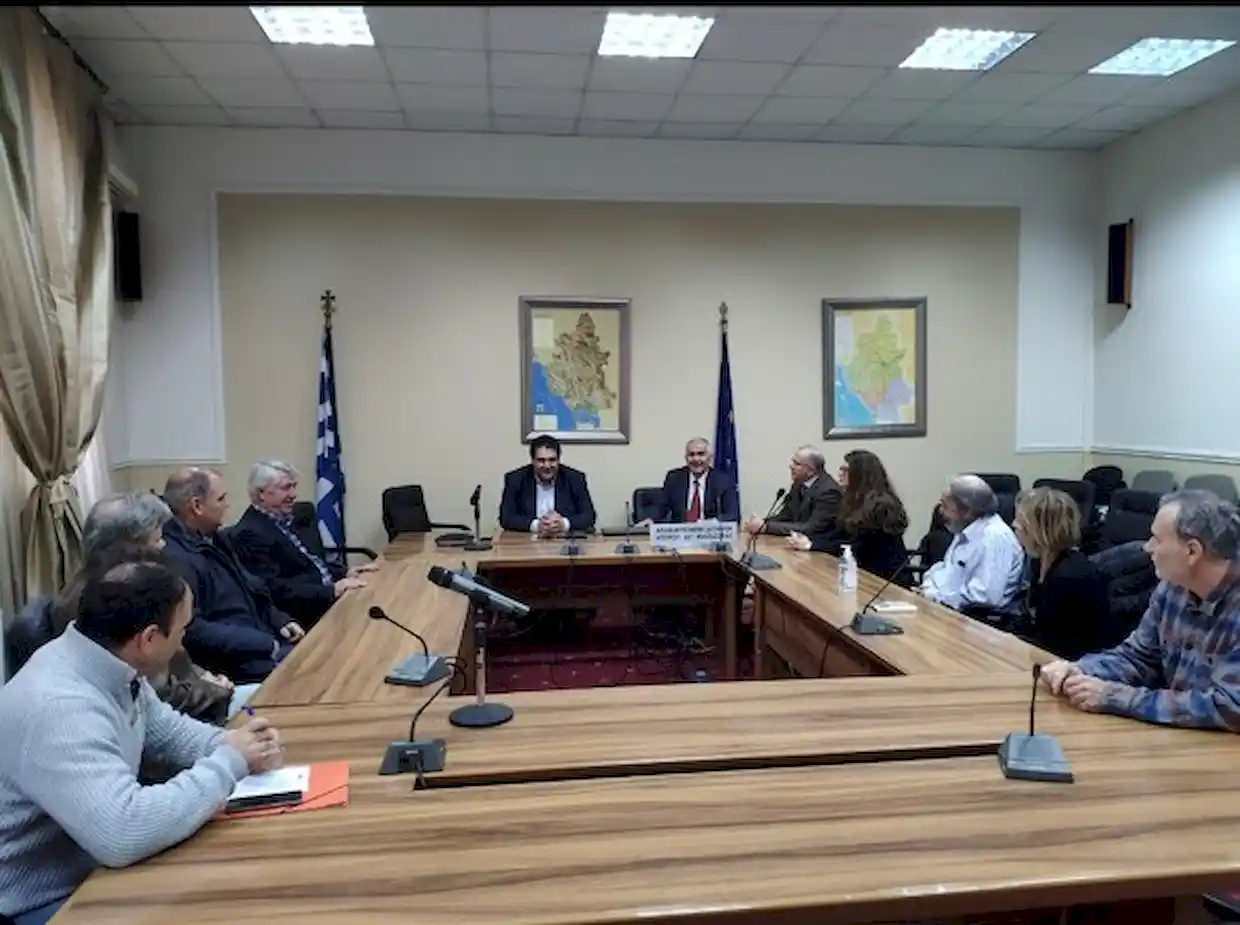 Επίσκεψη Θοδωρή Λιβάνιου Στα Γραφεία Της Αποκεντρωμένης Διοίκησης Ηπείρου Δυτικής Μακεδονίας