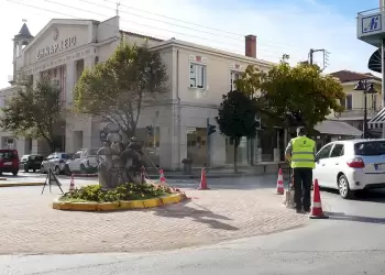 Γρεβενά: Εργασίες συντήρησης και αποκατάστασης πεζόδρομων και πεζοδρομίων