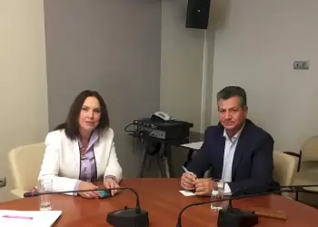 Καλλιόπη Βέττα: Συνάντηση με τον Πρόεδρο της Συνομοσπονδίας Επιχειρηματιών Τουριστικών Καταλυμάτων Ελλάδος (Σ.Ε.Τ.Κ.Ε.)