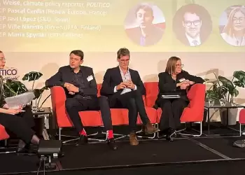 Μαρία Σπυράκη στο politico: 12 δισ. ευρώ ετησίως για τις φυσικές καταστροφές