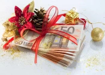 Μέχρι Τα Χριστούγεννα Έρχονται 6+1 Εισοδηματικές «Ανάσες» Στα Νοικοκυριά – Νέα Επιταγή  Ακρίβειας  200 250  Ευρώ Σε Ευάλωτους