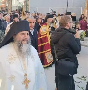 Μέσα σε κλίμα συγκίνησης, η ενθρόνιση του νέου  Μητροπολίτη Φλώρινας Πρεσπών και Εορδαίας κ. Ειρηναίου