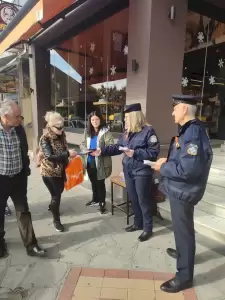 Παγκόσμια Ημέρα Εξάλειψης της Βίας κατά των Γυναικών - Δράσεις των Αστυνομικών Υπηρεσιών της Δυτικής Μακεδονίας Παγκόσμια Ημέρα Εξάλειψης της Βίας κατά των Γυναικών – Δράσεις των Αστυνομικών Υπηρεσιών της Δυτικής Μακεδονίας