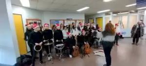 Έψαλαν τα κάλαντα στον Δήμαρχο Εορδαίας