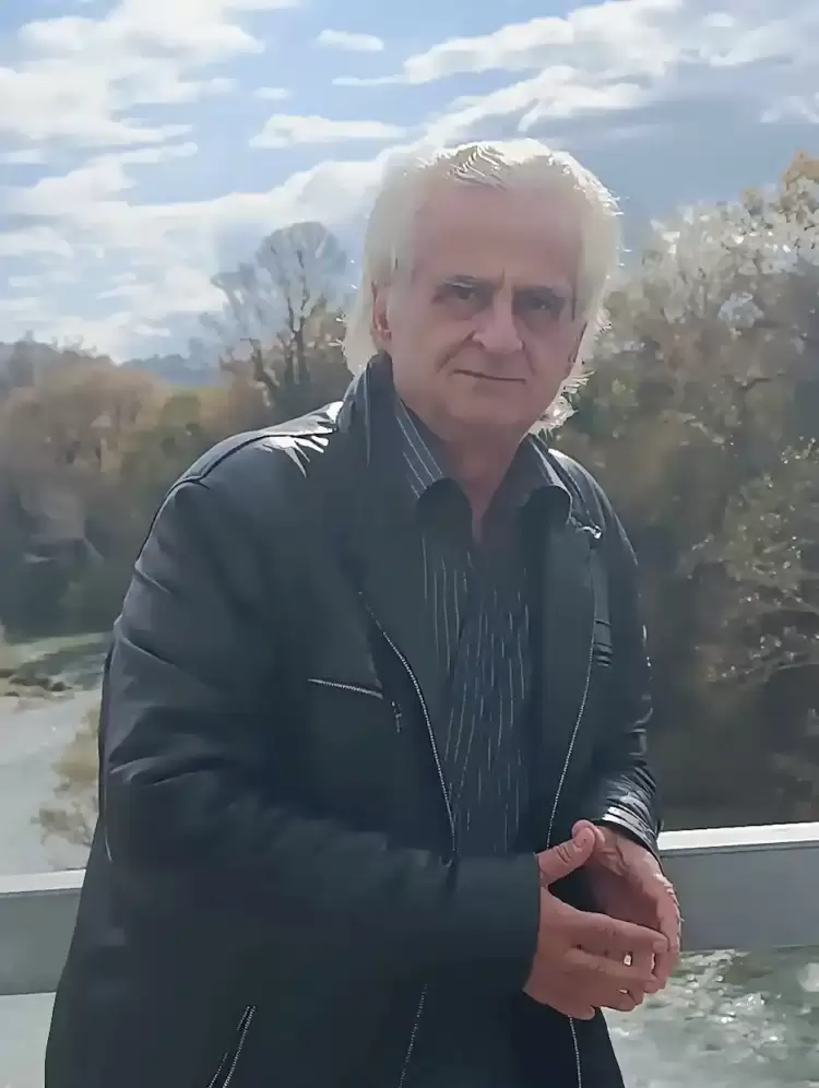 Ο Διαμαντής Βαχτσιαβάνος γράφει για τον Όλιβερ