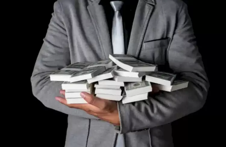 Έγινε δισεκατομμυριούχος από λάθος τράπεζας – «Δεν είχα ξαναδεί τόσα πολλά μηδενικά στο λογαριασμό μου» Έγινε δισεκατομμυριούχος από λάθος τράπεζας – «Δεν είχα ξαναδεί τόσα πολλά μηδενικά στο λογαριασμό μου»