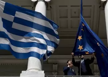 Ευρωβαρόμετρο: Οι Έλληνες πιστεύουν στην Ευρώπη – 7 στους 10 θεωρούν ότι η χώρα έχει ωφεληθεί από την ένταξη στην ΕΕ