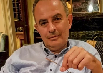 Γιώργος Αδαμίδης: “Τίτλοι Τέλους Για Τη Δεη…”