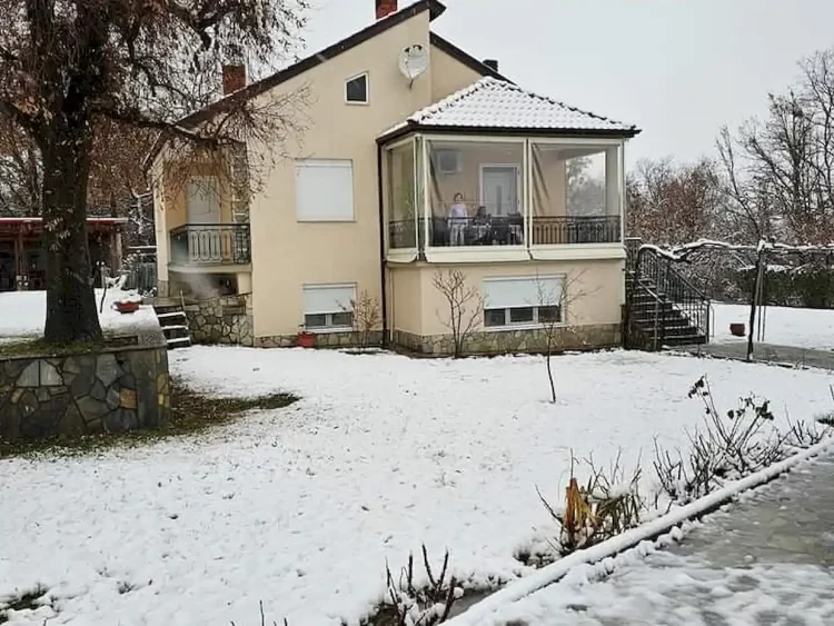 Κοζάνη: Χιονόπτωση Αυτή Την Ώρα Στην Πόλη