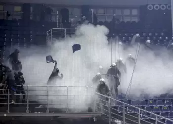 Οπαδική βία: Τα επόμενα βήματα μετά το «λουκέτο» στους αγώνες της Super League