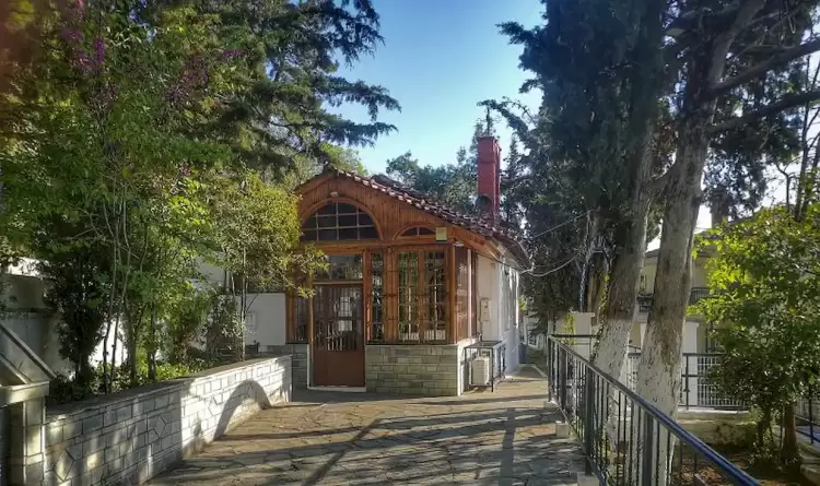 Πανηγυρίζει το Ιερό Εξωκλήσι της Αγίας Άννης Κοζάνης