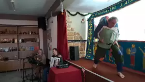 “Το σχολείο του Καραγκιόζη” ενθουσίασε μικρούς και μεγάλους στην Καρυδίτσα Κοζάνης