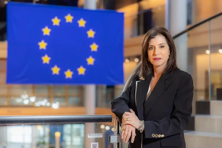 Άννα Μισέλ Ασημακοπούλου: Στην Εμμονική Δυσφήμηση Της Ελλάδας Θα Απαντήσει Και Πάλι Ο Ελληνικός Λαός Στις Ευροεκλογές