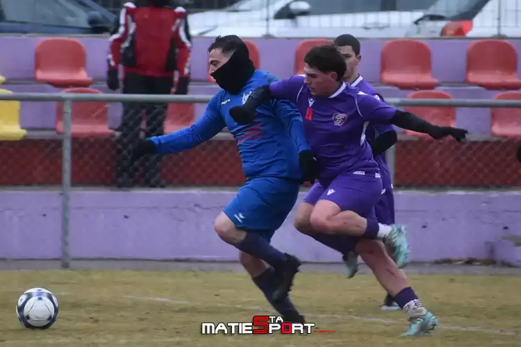 ΕΠΣ Κοζάνης: Συνεχίζεται η ποδοσφαιρική δράση  Καυτό το ενδιαφέρον στα παγωμένα γήπεδα