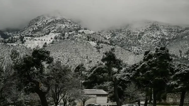 Ο Καιρός Στην Κοζάνη Και Την Δυτική Μακεδονία Σήμερα, Τρίτη 9/1: Συννεφιά Με Τοπικές Βροχές Ή Χιονόνερο Και Χιόνια Στα Ορεινά
